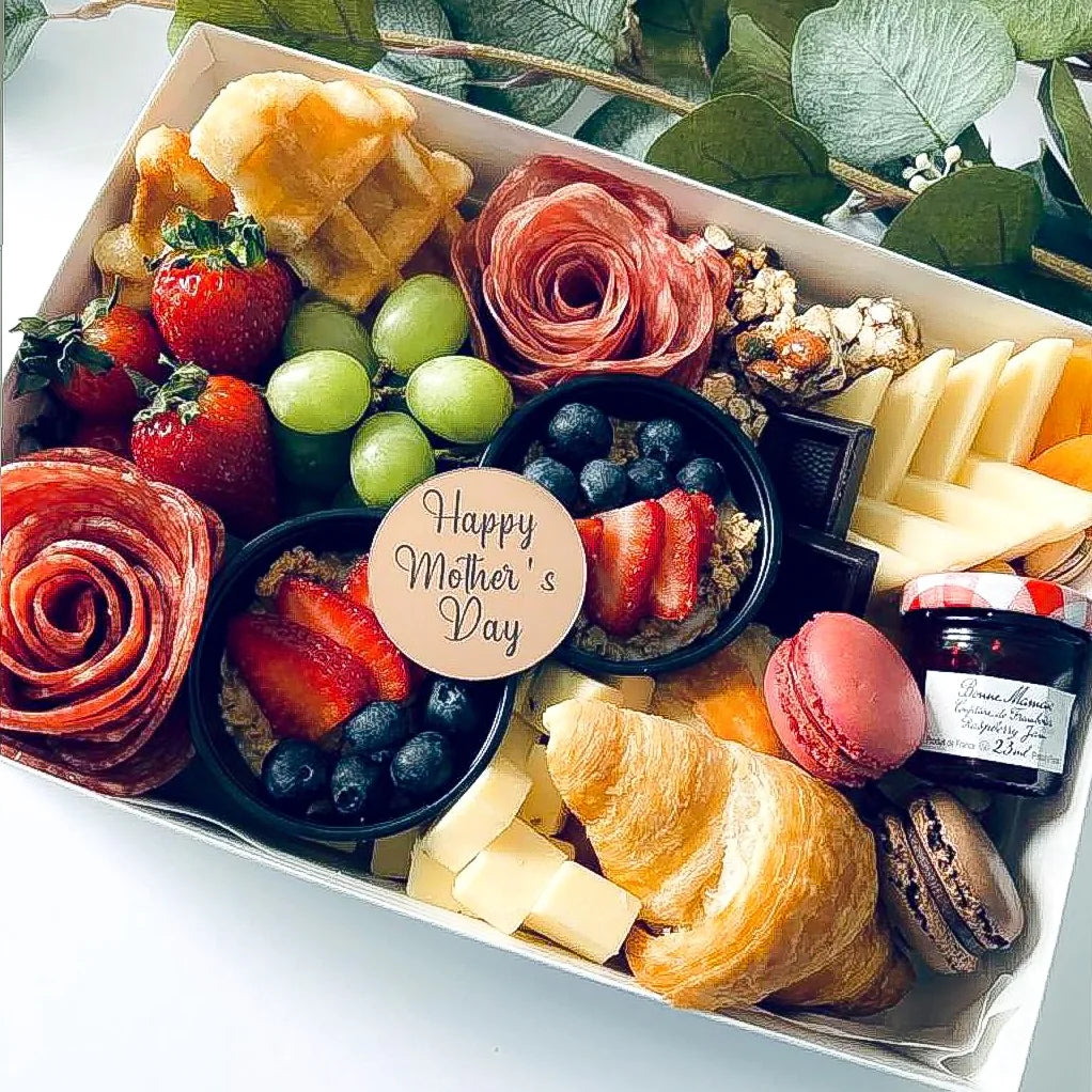 Charcuterie box