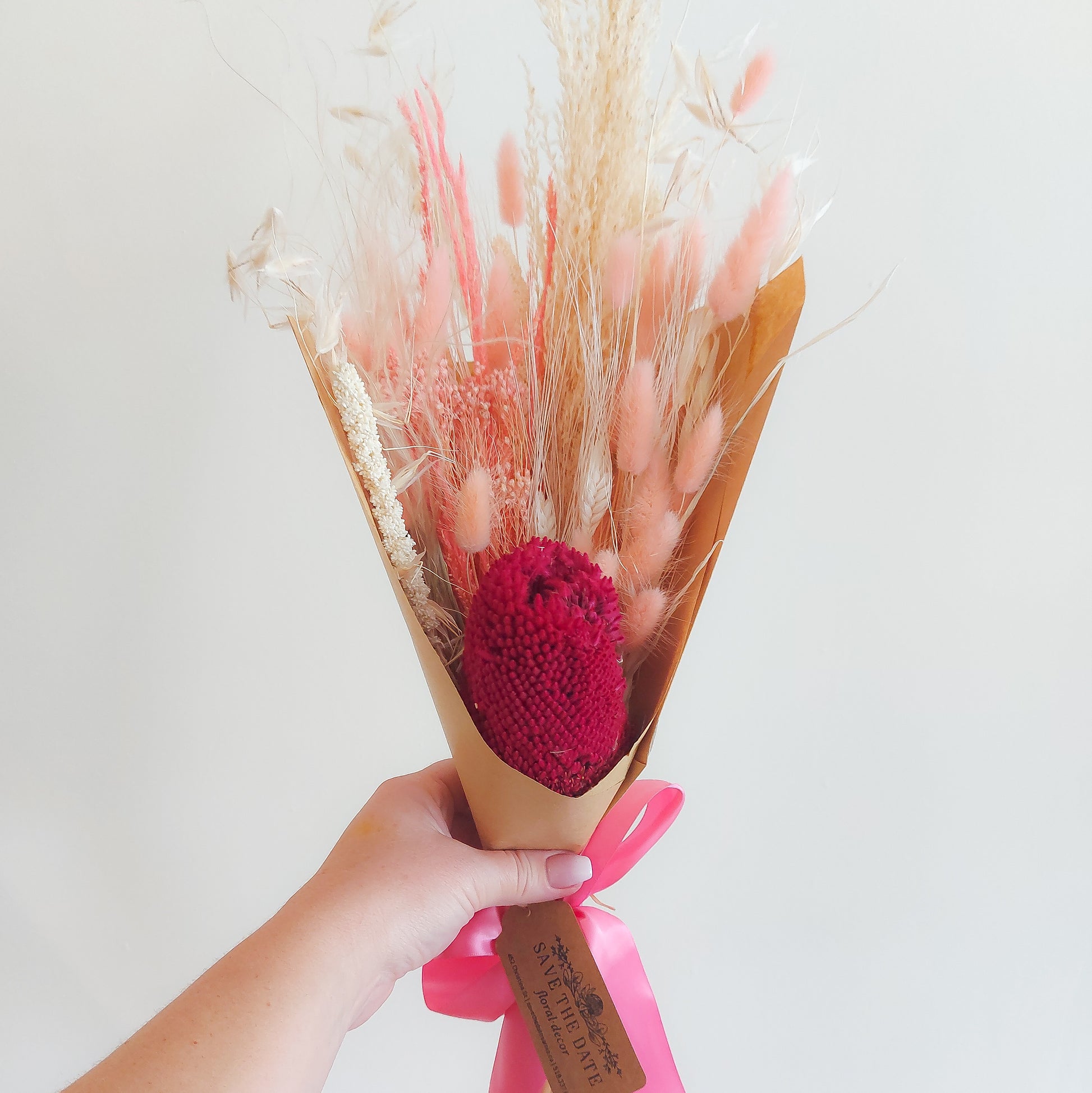 Dried flower bouquet