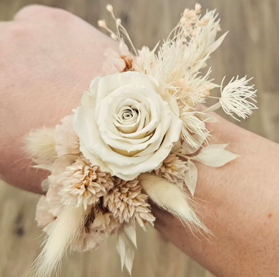 Corsage – Save the Date Sarnia
