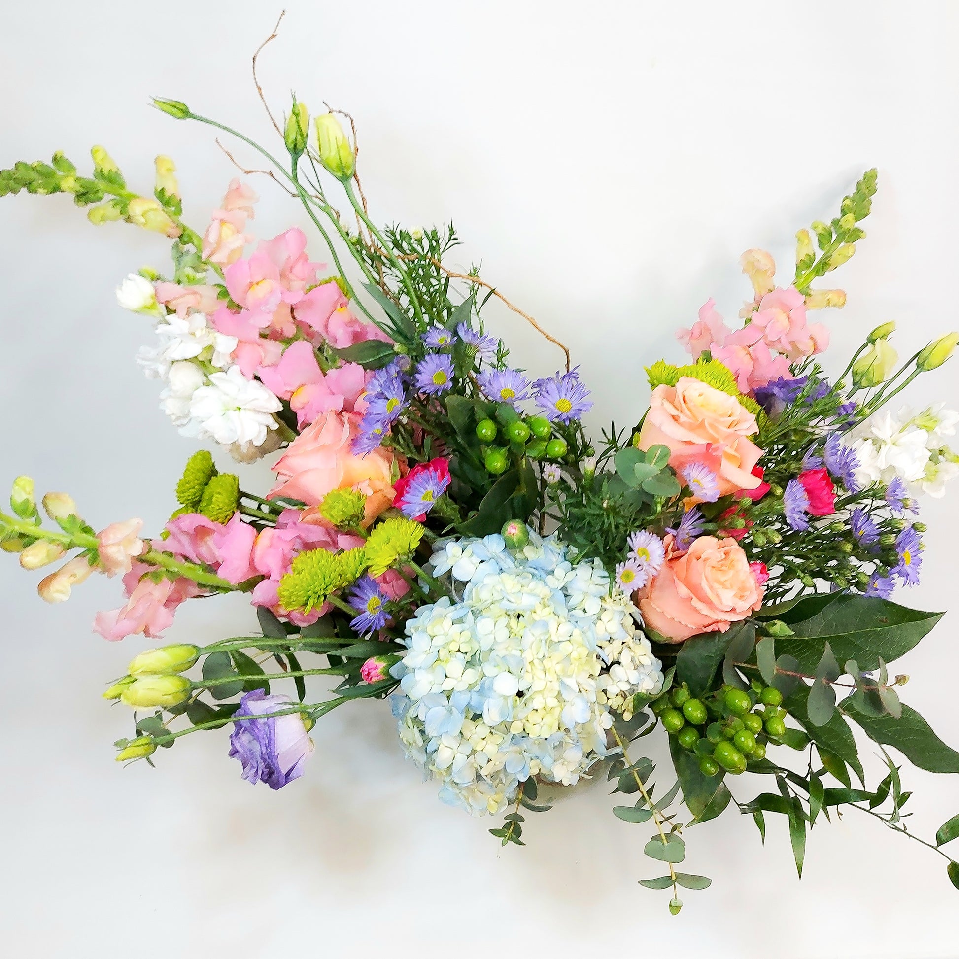 Mixed floral arrangement