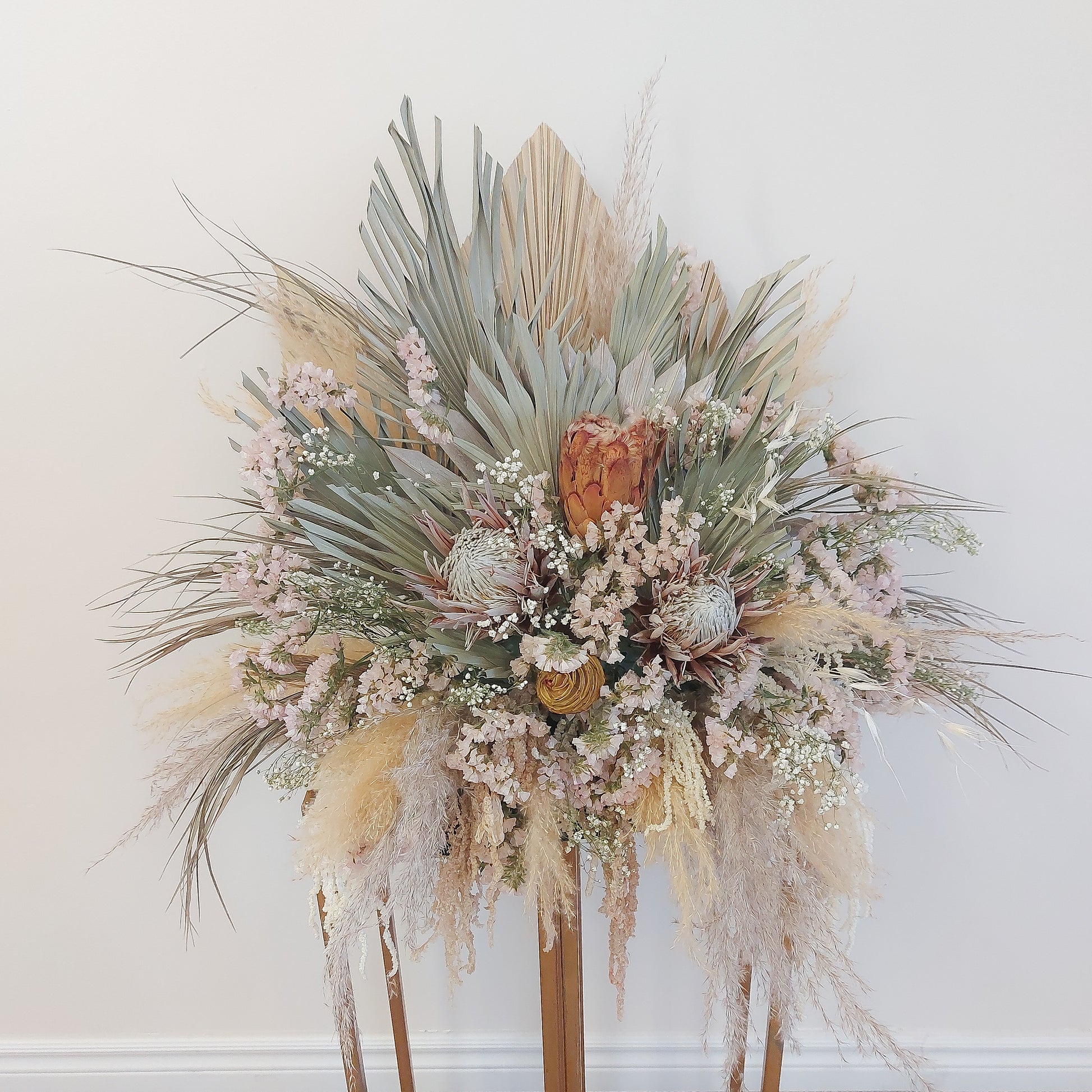 dried sympathy casket